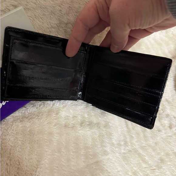 Lee Sands Black Eelskin Trifold Wallet vintage new cond with box - Picture 2 of 8